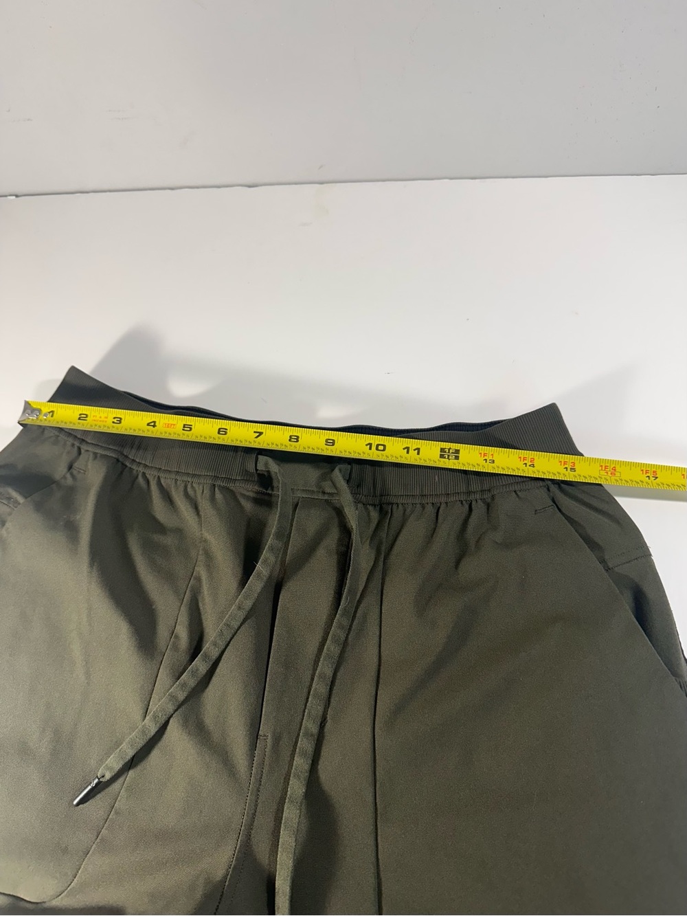 Green Athletic Joggers Stretch Waist Drawstring Zip Pocket Men’s Medium - Picture 8 of 10